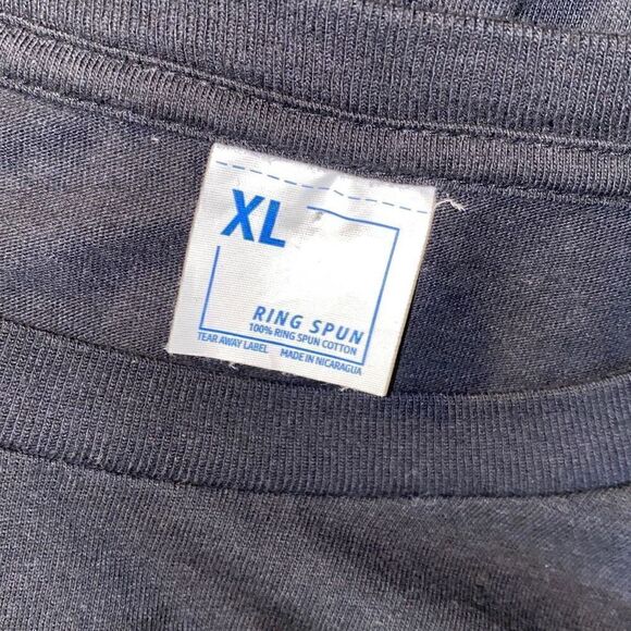 Cats in Christmas stockings trio t shirt size XL - Picture 5 of 5